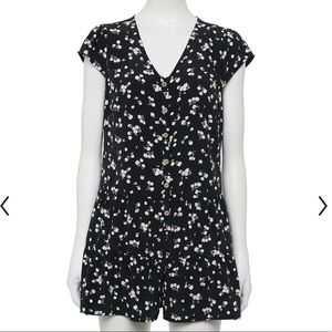 New✨Lily Rose Button Front Romper